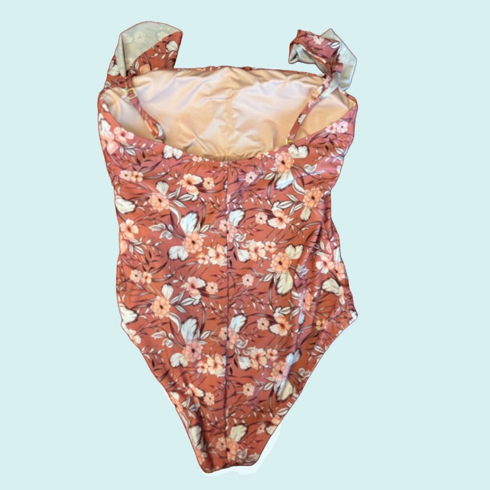 MALI 1P Ruffle Shoulder Swimsuit - Picture 7 of 9
